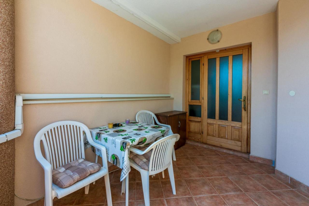 Apartments Armando Fažana Екстериор снимка
