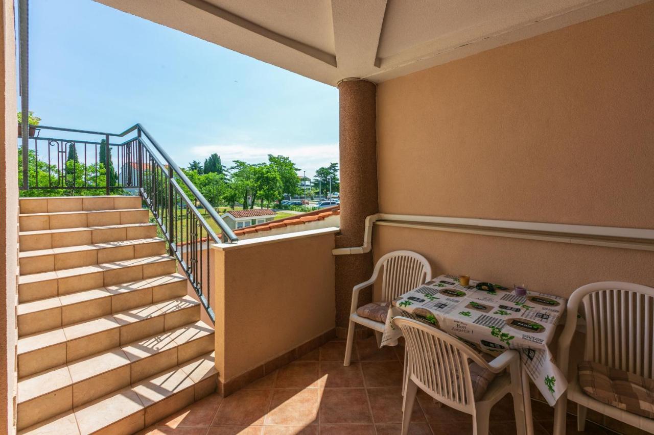 Apartments Armando Fažana Екстериор снимка
