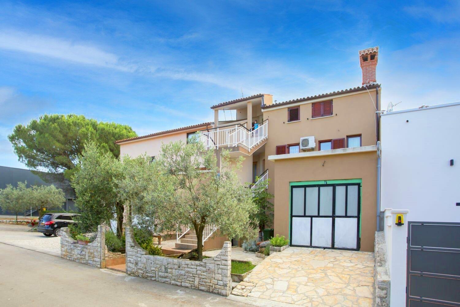 Apartments Armando Fažana Екстериор снимка