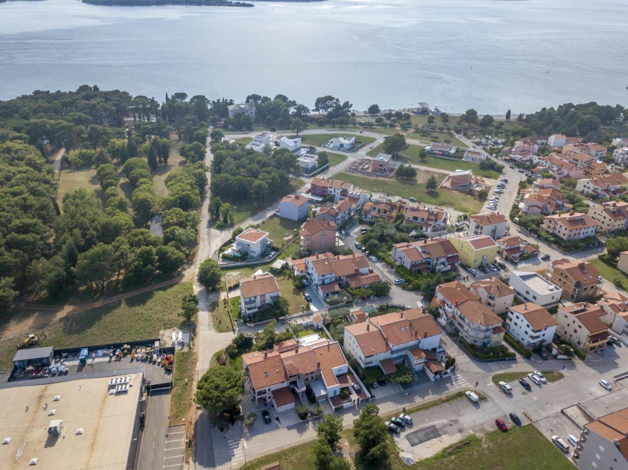 Apartments Armando Fažana Екстериор снимка